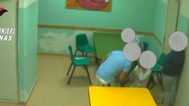 Camera dei deputati approva proposta di legge per telecamere in asili