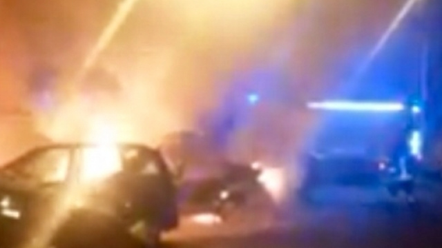 Frame del filmato caricato su Facebook dell'incendio di Val Melaina