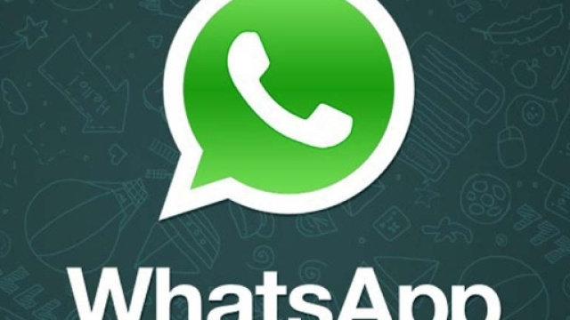Whatsapp: cos'&egrave;, a cosa serve e come diventare invisibili