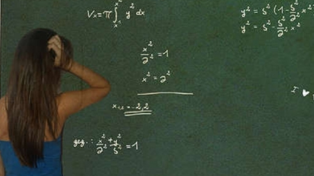 Ultime notizie scuola, domenica 2 ottobre 2016: mancano i docenti di matematica