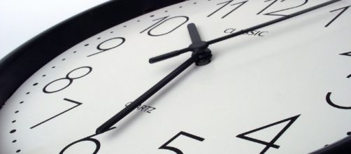 Daylight 'Saving' or 'Savings' Time 2016? Photo: Blasting News Library Free images on Pixabay - pixabay.com