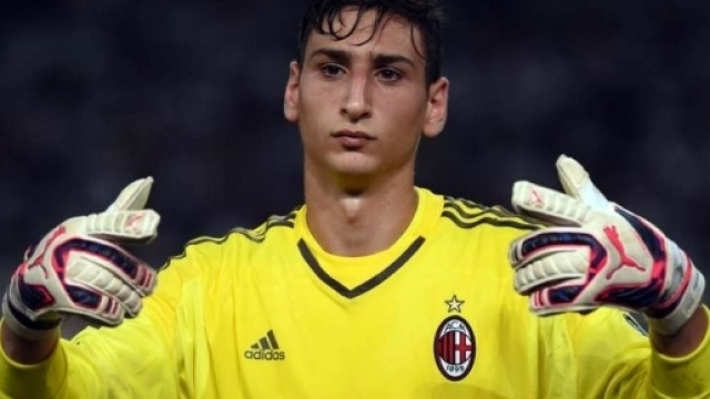 Donnarumma, 17 anni, uomo mercato