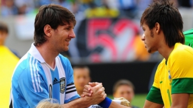 Leo Messi e Neymar: compagni nel Barcellona, avversari nel 'Superclasico'
