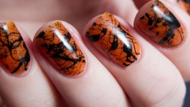 Novit&agrave; nail art: look Halloween 2016