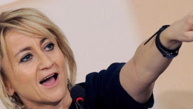 Aumento di stipendio per Luciana Littizzetto, ecco quanto guadagna