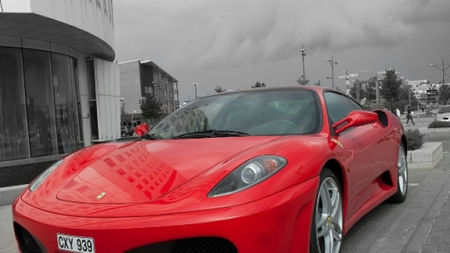 Ferrari cerca personale per le sedi italiane e straniere