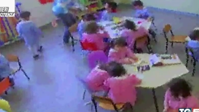Scuola, arrivano le telecamere negli asili e nelle case di cura