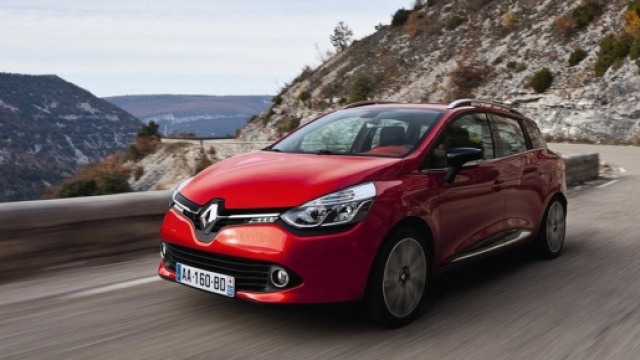 Nuova Renault Clio Sporter: ottimi consumi, qualche problema sui rumori.
