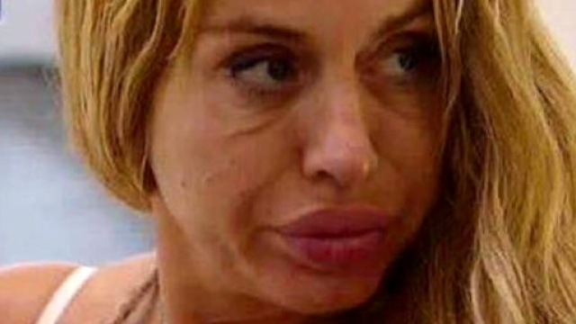 Tutti contro Valeria: declino di una vamp? - www.stile.it - stile.it