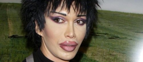 Pete Burns sparks concerns with bloated and dishevelled appearance ... - mirror.co.uk
