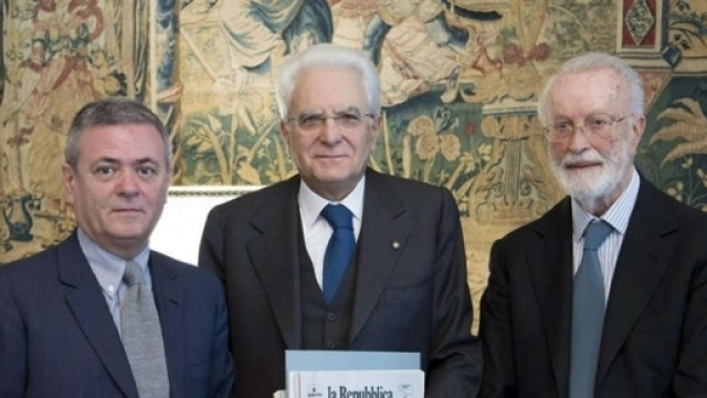 Il presidente Sergio Mattarella insieme al fondatore di Repubblica Eugenio Scalfari