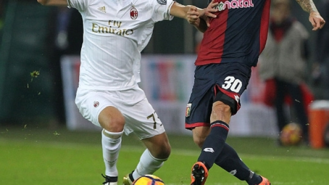 Luca Rigoni, centrocampista del Genoa
