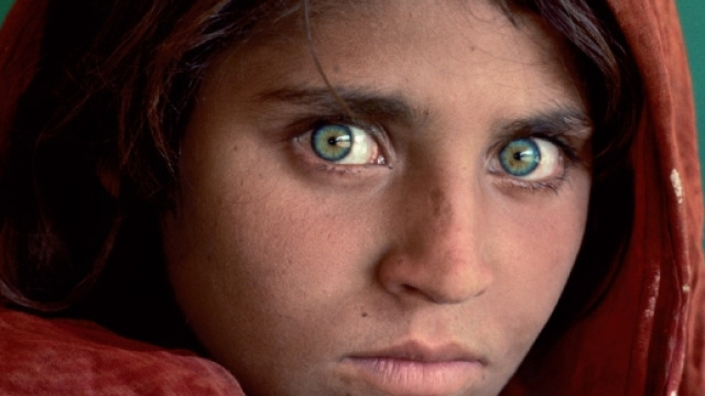 Steve McCurry inaugura al Palazzo delle Arti di Napoli