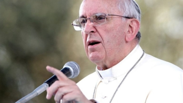 Terrorismo, Papa Francesco Il mondo &egrave; in guerra, ma non &egrave; una ... - fanpage.it