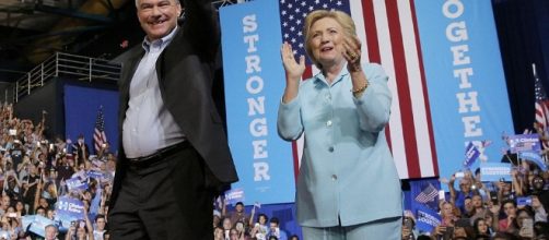 Hillary Clinton to make first appearance on the campaign trail in ... - dailymail.co.uk