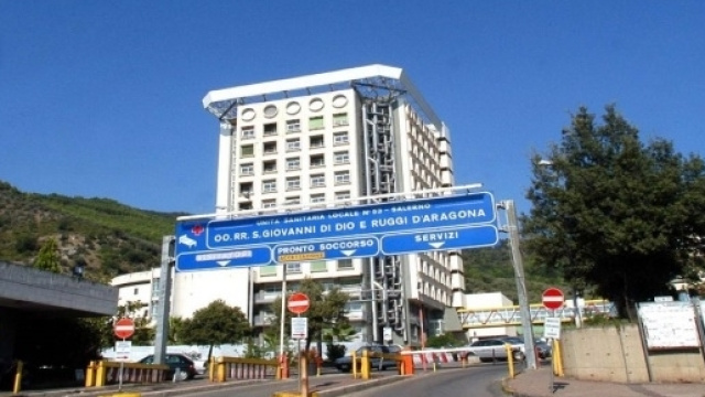 Una donna di 48 anni, in seguito ad un malore scopre di essere incinta.