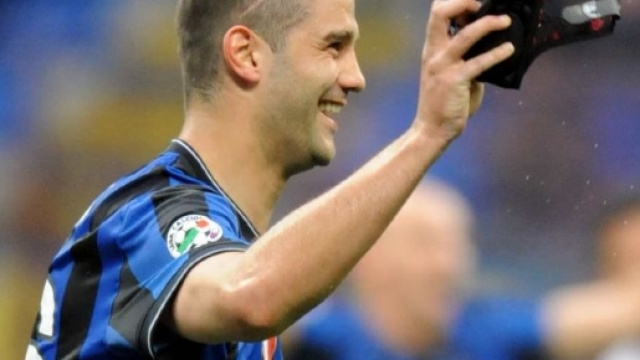 Becali: &ldquo;Chivu vuole chiudere all'Inter, perch&egrave; nel 2014 si ritira ... - intertiamo.it