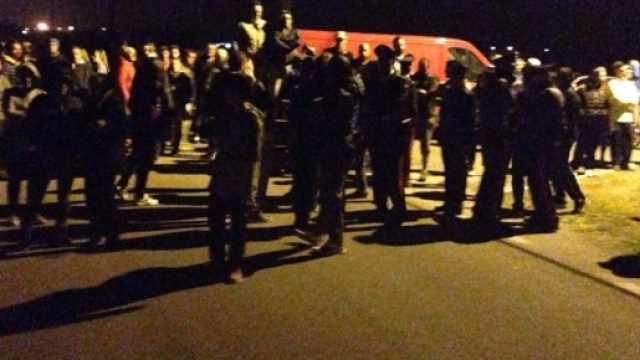 Ferrarese: barricate contro arrivo dei migranti. Profughi ... - rosarossaonline.org