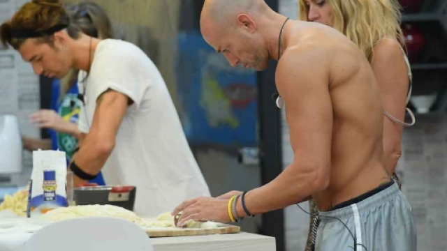 Lite tra Valeria Marini e Stefano Bettarini