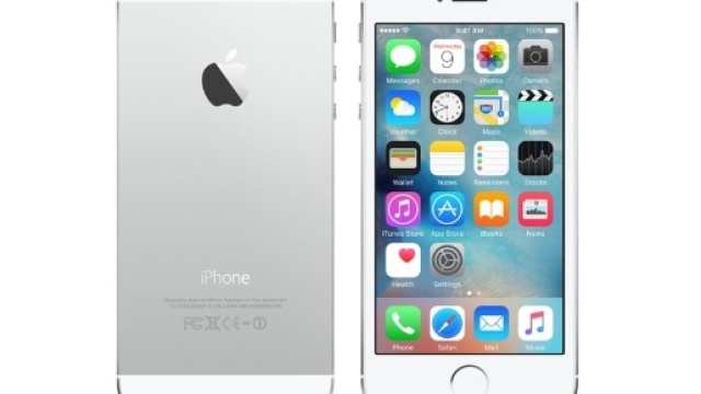 Offerte online MediaWorld Vs Ebay su smartphone Samsung ed Apple sino al 31 ottobre 2016
