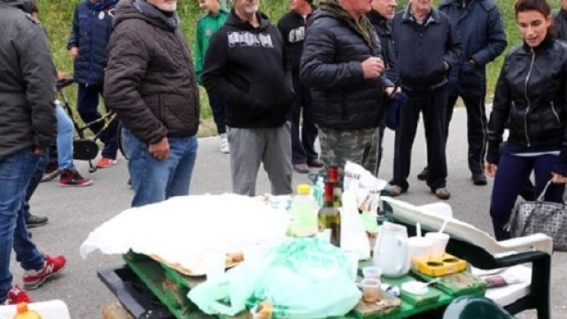 Razzisti o esasperati? Le barricate di Gorino fanno discutere