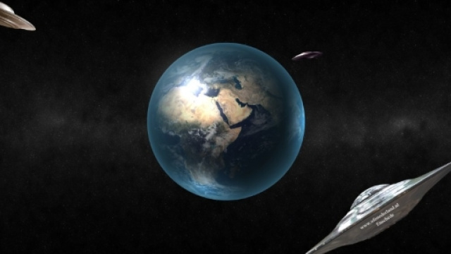 UFO: il giallo dell'avvistamento di due veicoli sulla Luna, potrebbe trattarsi di alieni?