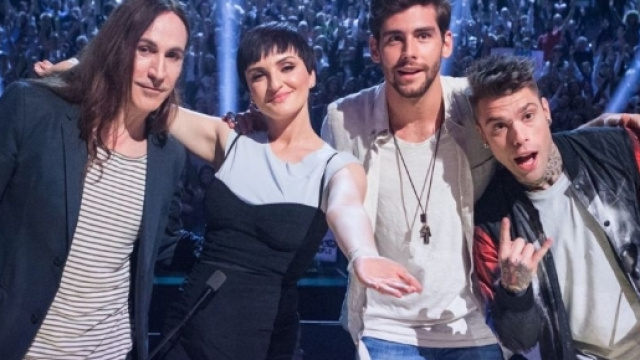 X Factor 10: stop alle repliche tv8