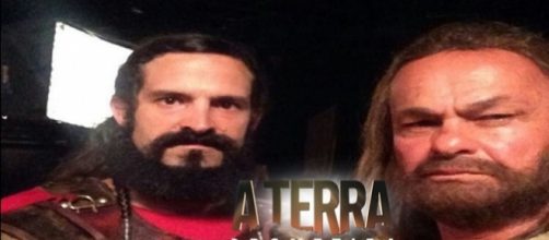 Ac&atilde; e Yussuf da novela 'A Terra Prometida'