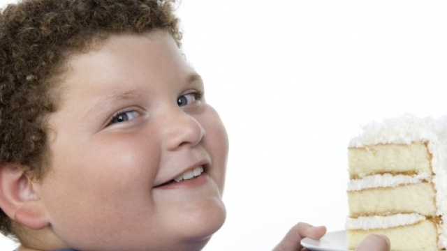 Bimbi rischiano obesit&agrave; se mamma e pap&agrave; lavorano