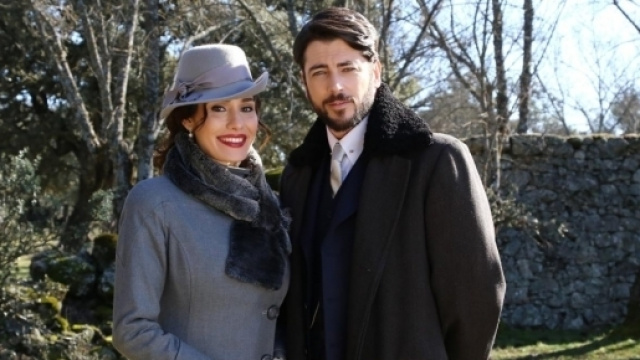 Camila Valdelsalce e Hernando Dos Casas.