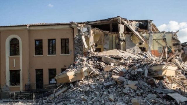 Gli edifici scolastici sono a rischio sicurezza.