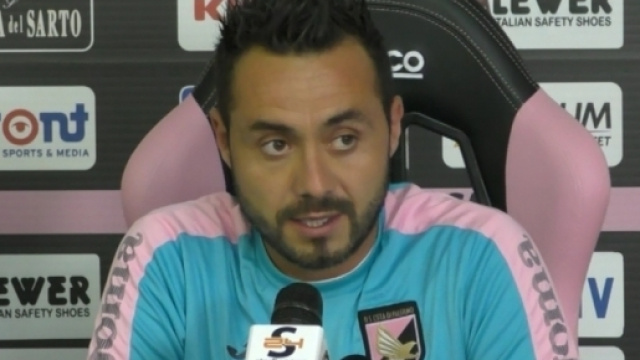 L'allenatore del Palermo De Zerbi, in conferenza stampa, ha imposto serenit&agrave; e concentrazione a tutti i suoi giocatori per uscire dal brutto momento.