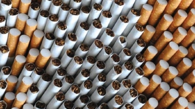 Napoli, sigarette 'Campania': nuovo prodotto sul mercato nero