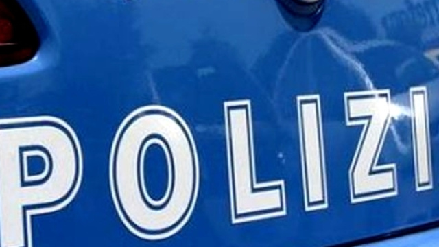La polizia indaga su un cadavere trovato ad Avellino.