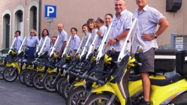 Poste Italiane assume Postini in tutta Italia