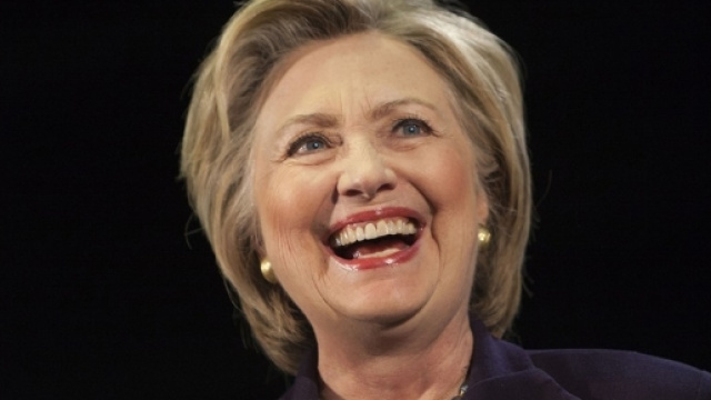 Clinton e Trump aspettano i sondaggi dopo il caso email-Fbi - Panorama - panorama.it