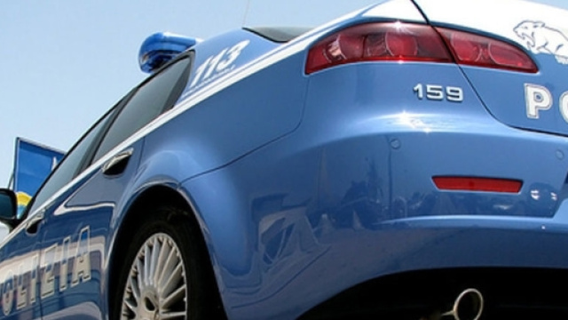 La polizia sta indagando per individuare i sospetti