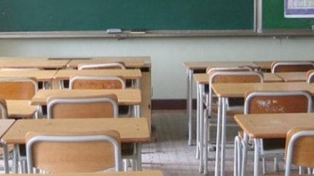 Ultime notizie scuola, sabato 29 ottobre 2016: caos tra i docenti precari