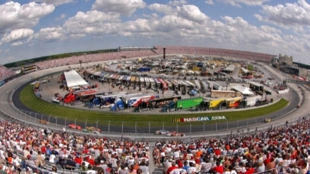 Esri ArcWatch May 2008 - City of Dover, Delaware, Deploys ... - esri.com