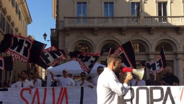 Flash mob di Forza Nuova contro l'U.E.