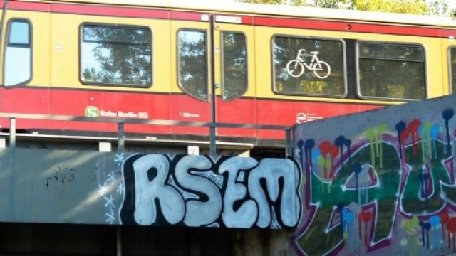 la passione per la street-art &egrave; stata fatale a due giovani tedeschi