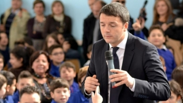 Ultime notizie scuola e referendum, luned&igrave; 3 ottobre 2016: il premier Matteo Renzi - foto repubblica.it