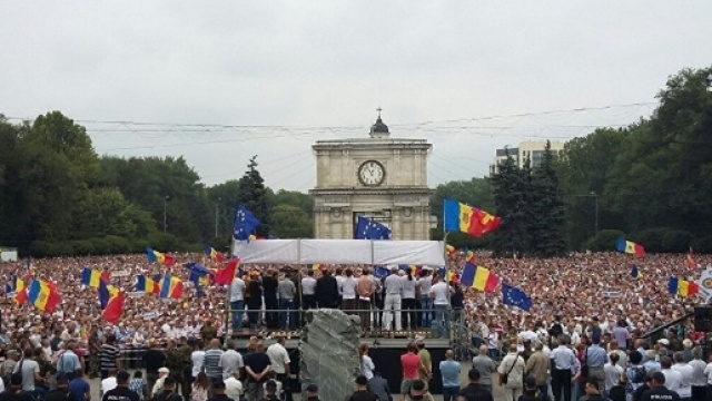 Opposizione in piazza in Moldavia chiede elezioni anticipate - sputniknews.com