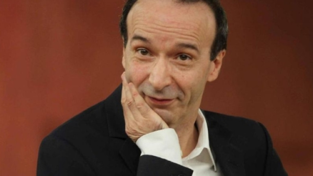 Roberto Benigni indisciplinato alla guida: patente sospesa