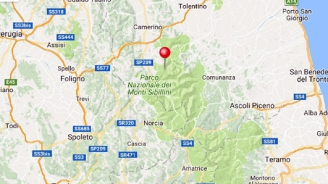 Terremoto, forti scosse in Centro Italia. La prima di magnitudo ... - repubblica.it