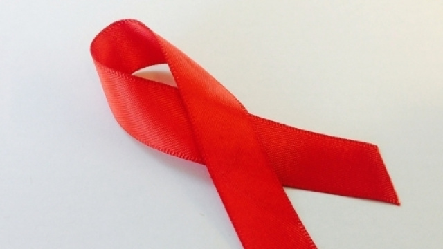 Lotaa contro AIDS/HIV: nuove speranze da una ricerca inglese Credits: NIAID (CC BY 2.0), via Flickr