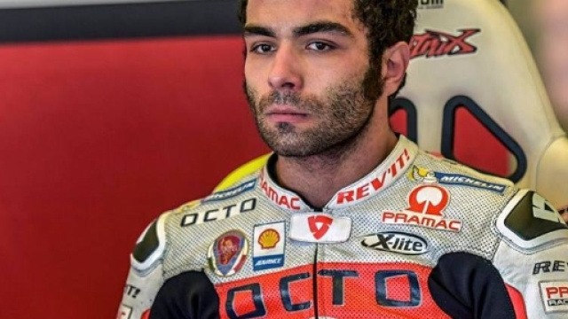Redding furioso con Petrucci dopo la caduta.