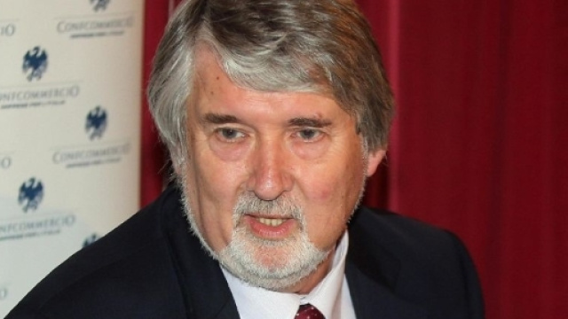 Riforma pensioni, ultime novit&agrave; dal governo sull'Ape social, parta Poletti, news 4 ottobre 2016 - foto lettera43.it