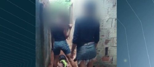 As agressoras chegaram a abrir uma cova para enterrar a v&iacute;tima