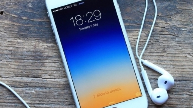 Apple iPhone 6S e Plus: prezzi pi&ugrave; bassi online